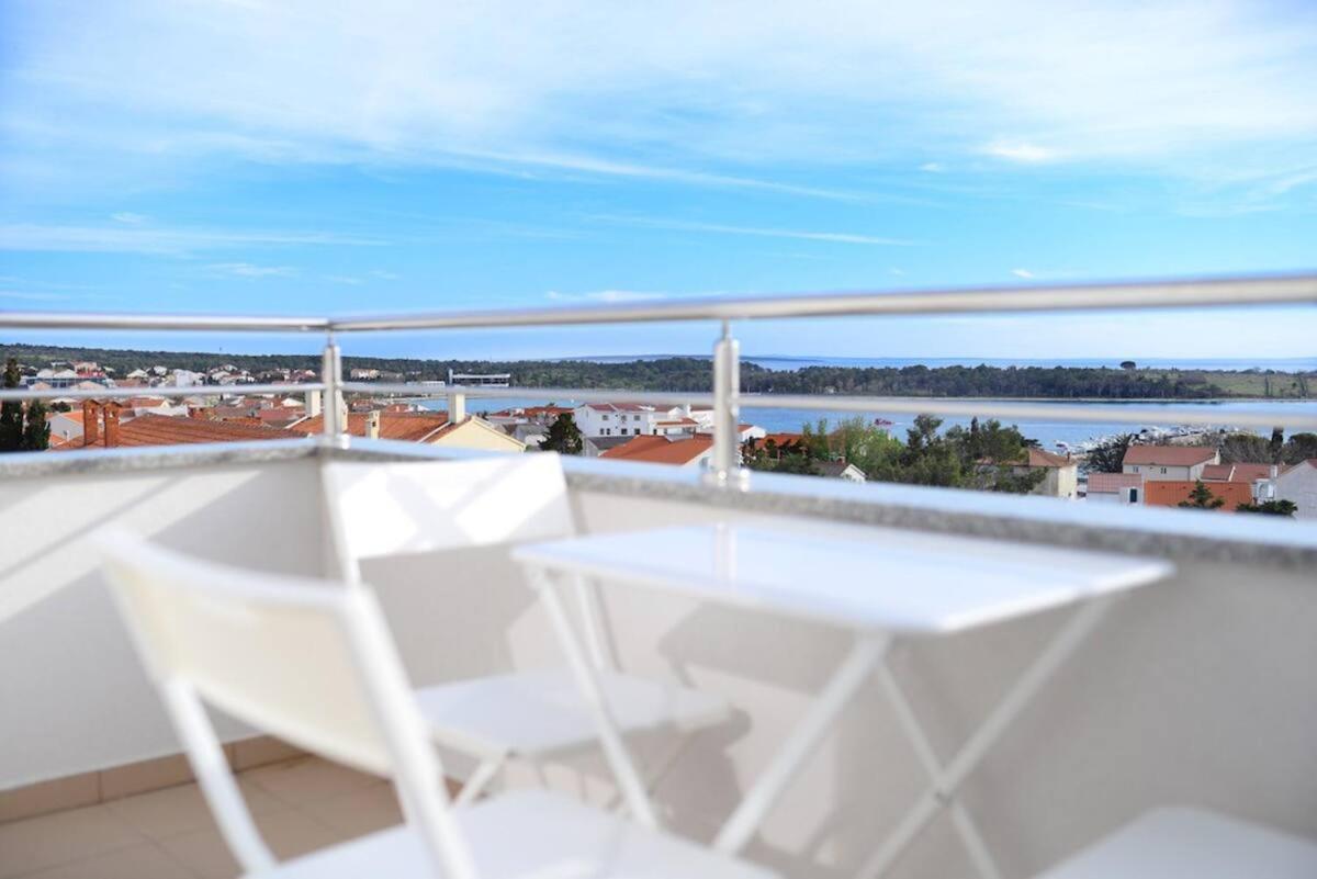 Avada Premium Apartman Novalja Kültér fotó
