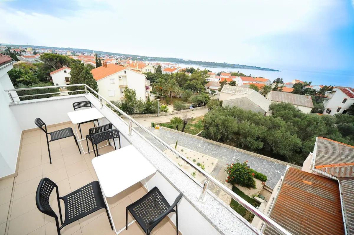 Avada Premium Apartman Novalja Kültér fotó